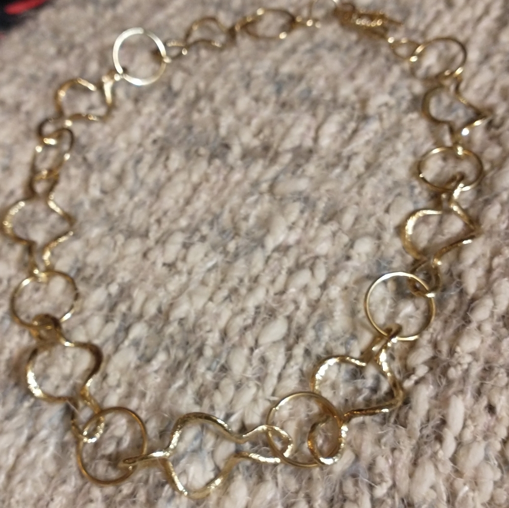 NWOT Premier Goldtone necklace